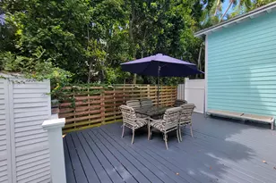 1022 Washington St, Key West, FL 33040 - Photo 15