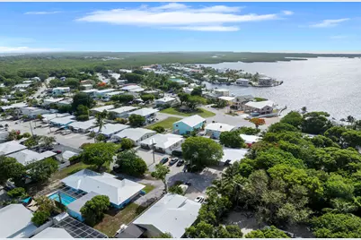 304 2nd Ter, Key Largo, FL 33037 - Photo 5