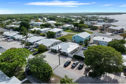 304 2nd Ter, Key Largo, FL 33037 - Photo 3