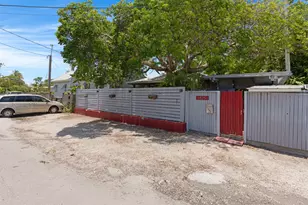 1825 Venetia St, Key West, FL 33040 - Photo 37