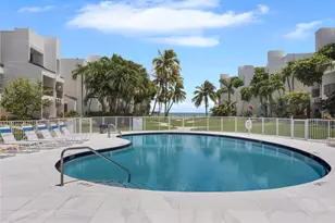 601 W Ocean Dr, Key Colony, FL 33051 - Photo 37