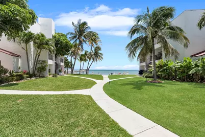 601 W Ocean Drive #316-D, Key Colony, FL 33051 - Photo 27