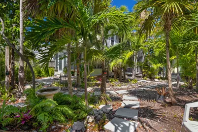 1911 Seidenberg Avenue, Key West, FL 33040 - Photo 3