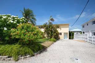 596 W Shore Dr, Summerland Key, FL 33042 - Photo 1