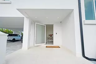 128 Sunrise Dr, Marathon, FL 33050 - Photo 23
