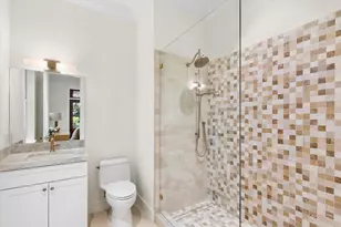 1311 Grinnell St, Key West, FL 33040 - Photo 55