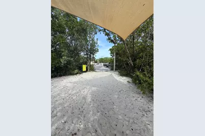 335 Bay View Avenue, Key Largo, FL 33037 - Photo 65