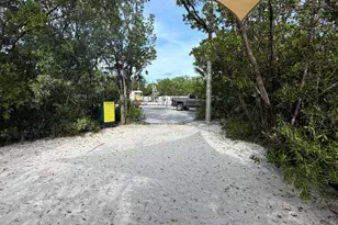 335 Bayview Ave, Key Largo, FL 33037 - Photo 65