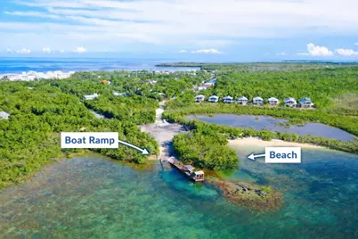 335 Bay View Avenue, Key Largo, FL 33037 - Photo 1