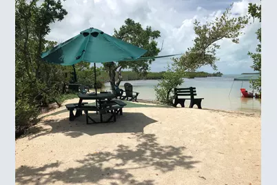 335 Bay View Avenue, Key Largo, FL 33037 - Photo 45