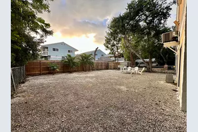 335 Bay View Avenue, Key Largo, FL 33037 - Photo 21