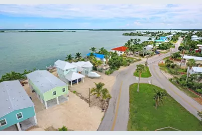 21 E Circle Drive #B, Saddlebunch, FL 33040 - Photo 3