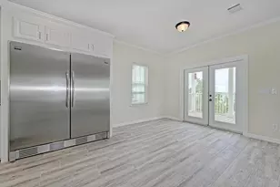 21 E Circle Dr, Saddlebunch, FL 33040 - Photo 15