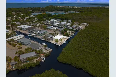 365 Loeb Avenue, Key Largo, FL 33037 - Photo 9