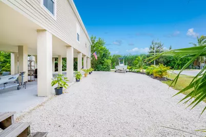 28110 Dorothy Avenue, Little Torch Key, FL 33042 - Photo 27