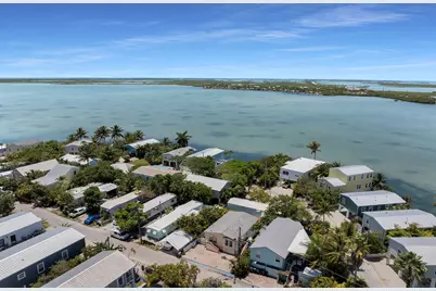4 Coral Drive, Saddlebunch, FL 33040 - Photo 37