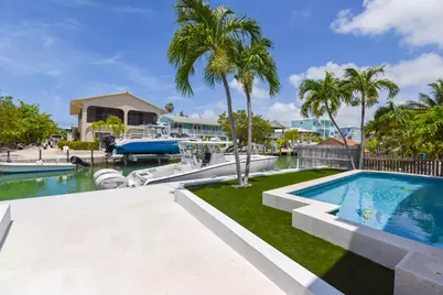 848 E Caribbean Drive, Summerland Key, FL 33042 - Photo 23
