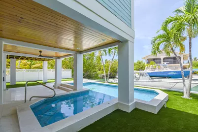848 E Caribbean Drive, Summerland Key, FL 33042 - Photo 23