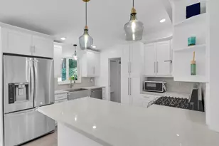 9 Transylvania Ave, Key Largo, FL 33037 - Photo 15