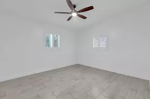 9 Transylvania Ave, Key Largo, FL 33037 - Photo 25