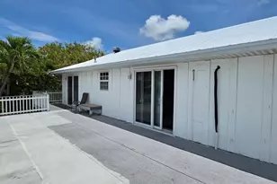 8 Emerald Dr, Big Coppitt, FL 33040 - Photo 41