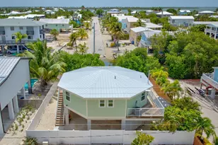 273 Indies Rd, Ramrod Key, FL 33042 - Photo 29