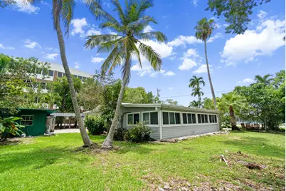 227 Atlantic Boulevard, Key Largo, FL 33037 - Photo 3
