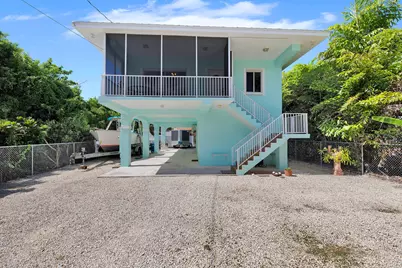 54 Tarpon Avenue, Key Largo, FL 33037 - Photo 1