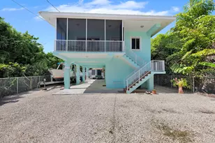 54 Tarpon Ave, Key Largo, FL 33037 - Photo 1