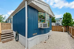 17 Palm Dr, Saddlebunch, FL 33040 - Photo 3