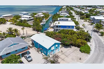706 E Caribbean Drive, Summerland Key, FL 33042 - Photo 3