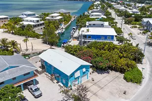 706 E Caribbean Dr, Summerland Key, FL 33042 - Photo 3