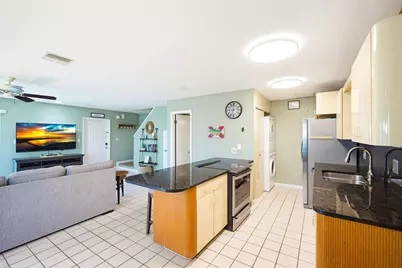 12690 Overseas Highway #APT 310, Marathon, FL 33050 - Photo 13