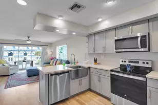 315 E Ocean Dr, Key Colony, FL 33051 - Photo 9