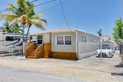 224 W 1st Court, Key Largo, FL 33037 - Photo 3