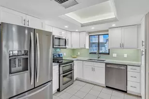 1001 W Ocean Dr, Key Colony, FL 33051 - Photo 7