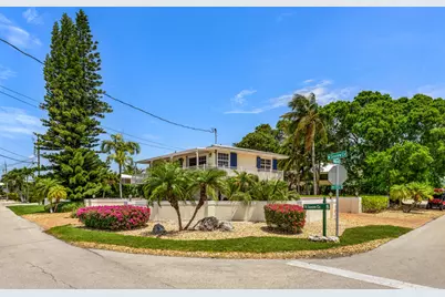 235 W Seaview Circle, Duck Key, FL 33050 - Photo 29