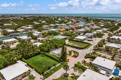 235 W Seaview Circle, Duck Key, FL 33050 - Photo 51
