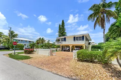 235 W Seaview Circle, Duck Key, FL 33050 - Photo 45