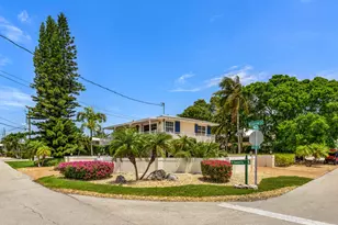 235 W Seaview Cir, Duck Key, FL 33050 - Photo 37