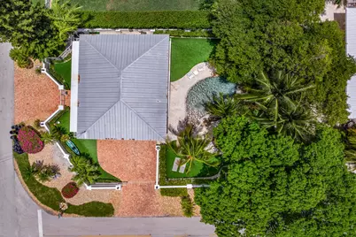 235 W Seaview Circle, Duck Key, FL 33050 - Photo 17