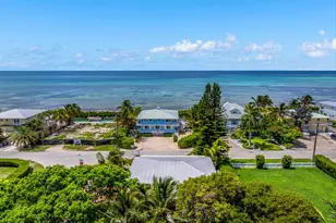 235 W Seaview Cir, Duck Key, FL 33050 - Photo 15