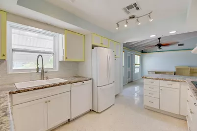 466 W Shore Drive, Summerland Key, FL 33042 - Photo 5