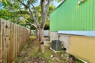 100 Sunset Ln, Key Largo, FL 33037 - Photo 25