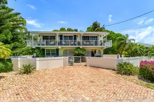 235 W Seaview Cir, Duck Key, FL 33050 - Photo 47