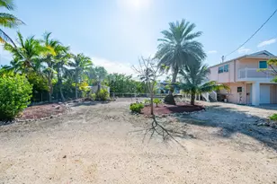 27426 Martinique Ln, Ramrod Key, FL 33042 - Photo 23