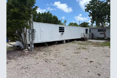 82751 Overseas Highway #Mobile Home, Upper Matecumbe Key Islamorada, FL 33036 - Photo 3