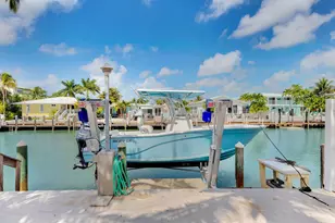 271 3rd St, Key Colony, FL 33051 - Photo 27