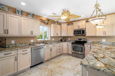 1400 W 63rd Street Oce, Marathon, FL 33050 - Photo 5