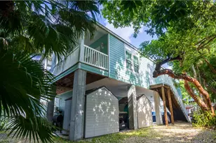 19543 Navajo St, Sugarloaf Key, FL 33042 - Photo 37